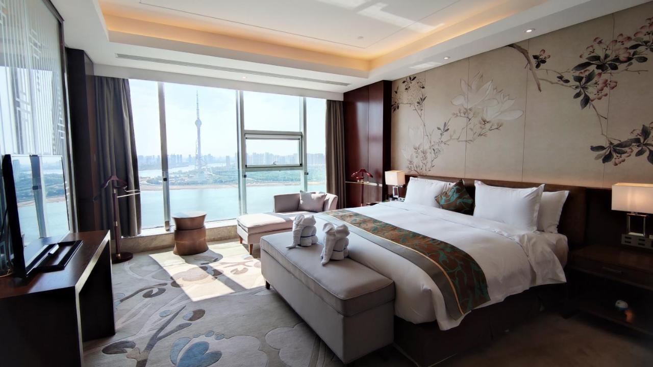 Howard Johnson Xiangyu Plaza Linyi Linyi  Εξωτερικό φωτογραφία