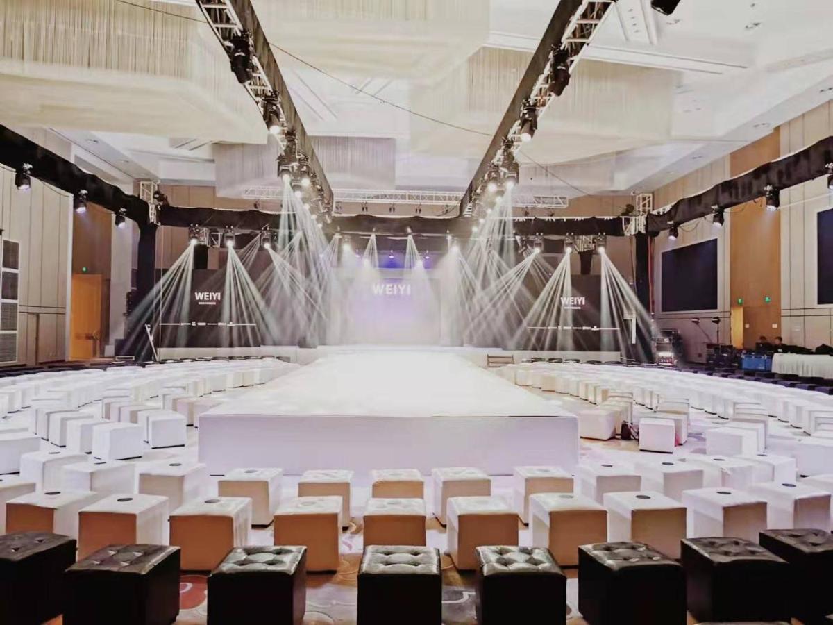 Howard Johnson Xiangyu Plaza Linyi Linyi  Εξωτερικό φωτογραφία
