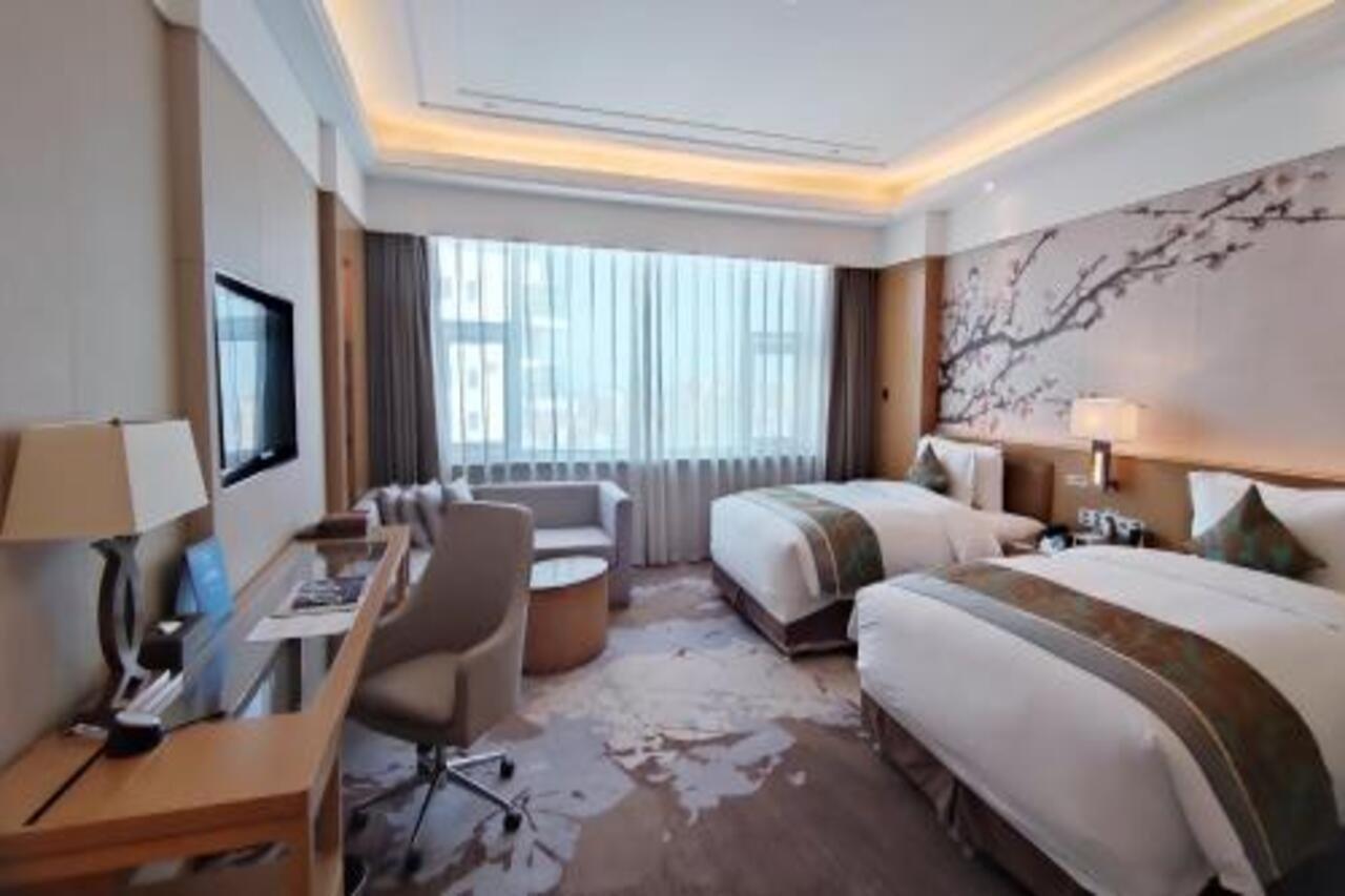 Howard Johnson Xiangyu Plaza Linyi Linyi  Εξωτερικό φωτογραφία